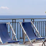 Hotiday Sea View 3*