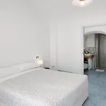 Hotiday Sea View Aparthotel