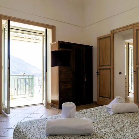 Hotiday Sea View شقة فندقية