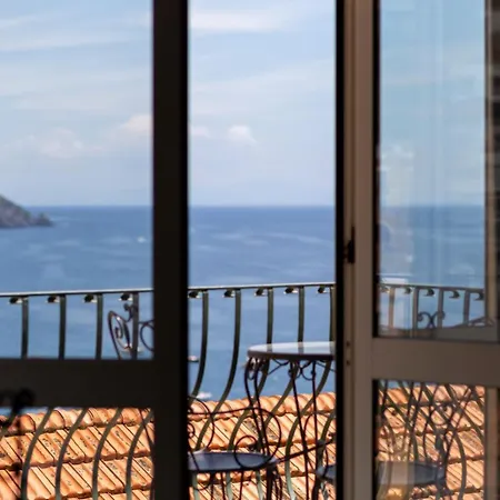Hotiday Sea View شقة فندقية بوسيتانو