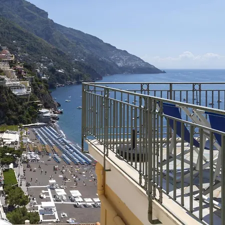 Hotiday Sea View شقة فندقية