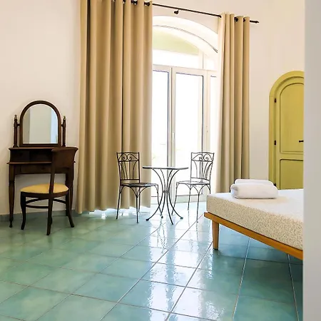 شقة فندقية Hotiday Sea View 3*