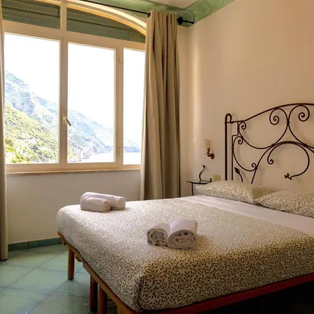 Hotiday Sea View شقة فندقية بوسيتانو