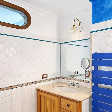 شقة فندقية Hotiday Sea View 3*