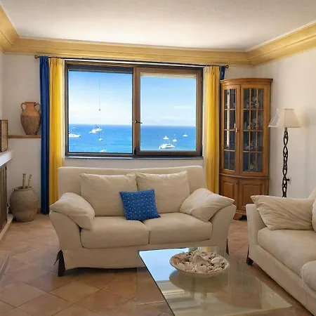 Hotiday Sea View 3* بوسيتانو
